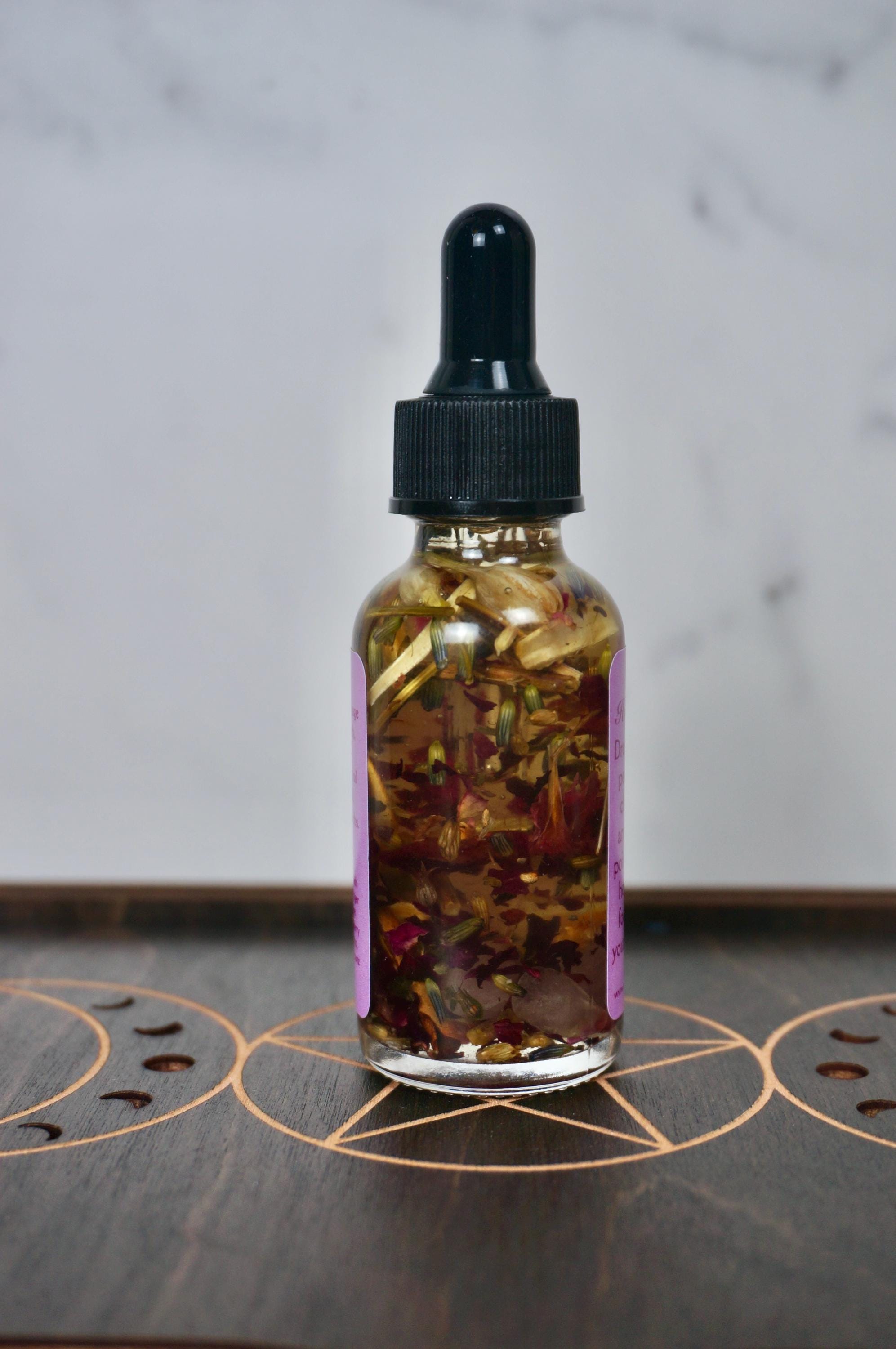 Attraction Theory: Spell Oil for Influence, Desire & Attention