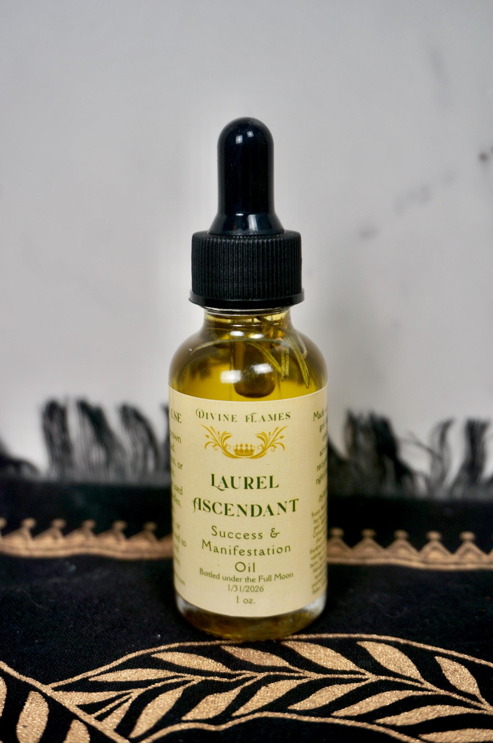 Laurel Ascendant: Victory, Elevation & Authority Ritual Oil