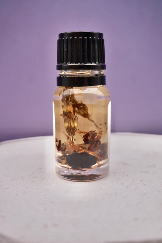 Hekate Oil — Lavender, Oak Bark, Labradorite & Obsidian