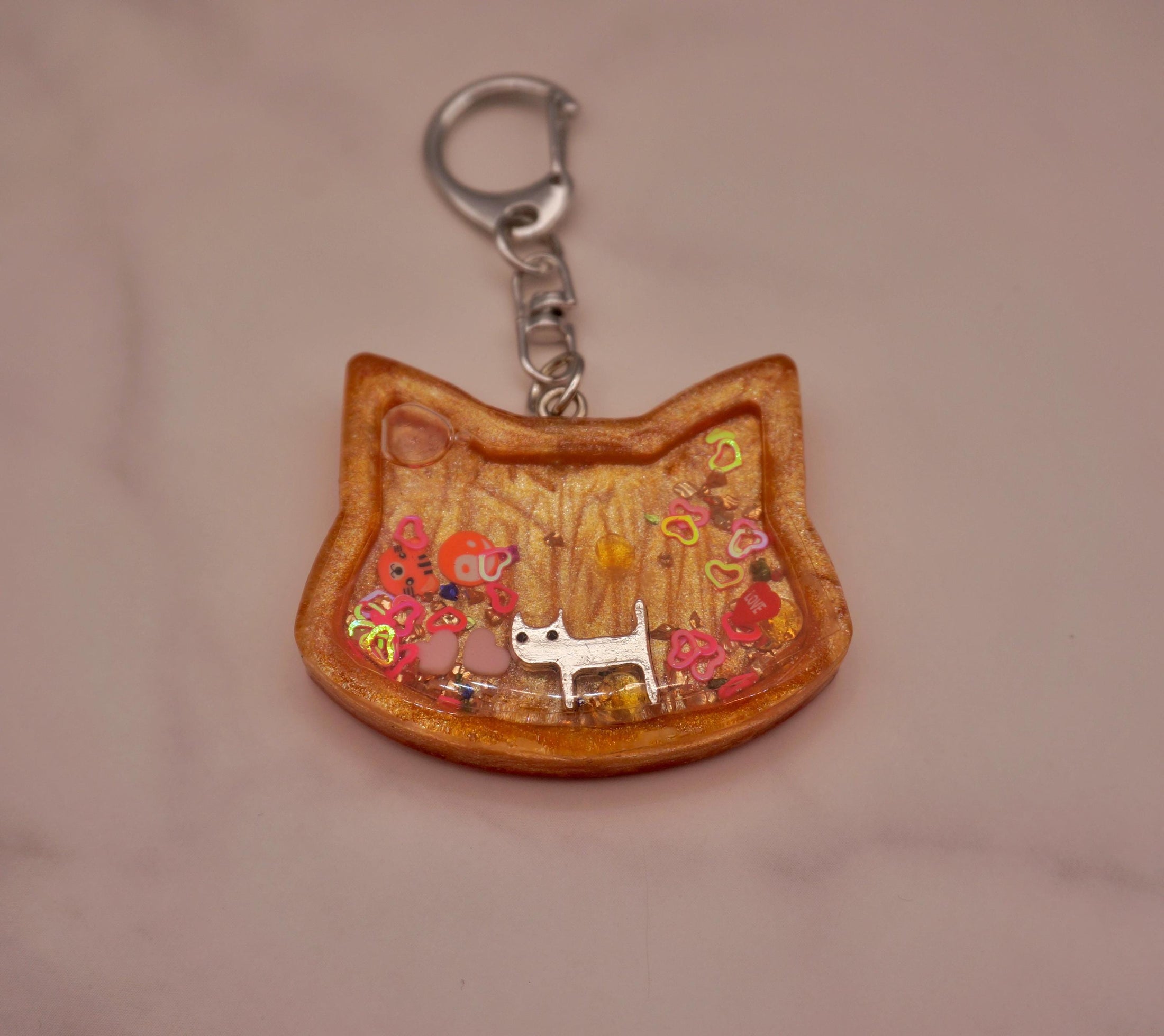 Multiple Color Options Cat-Shaped Resin Shaker Keychain